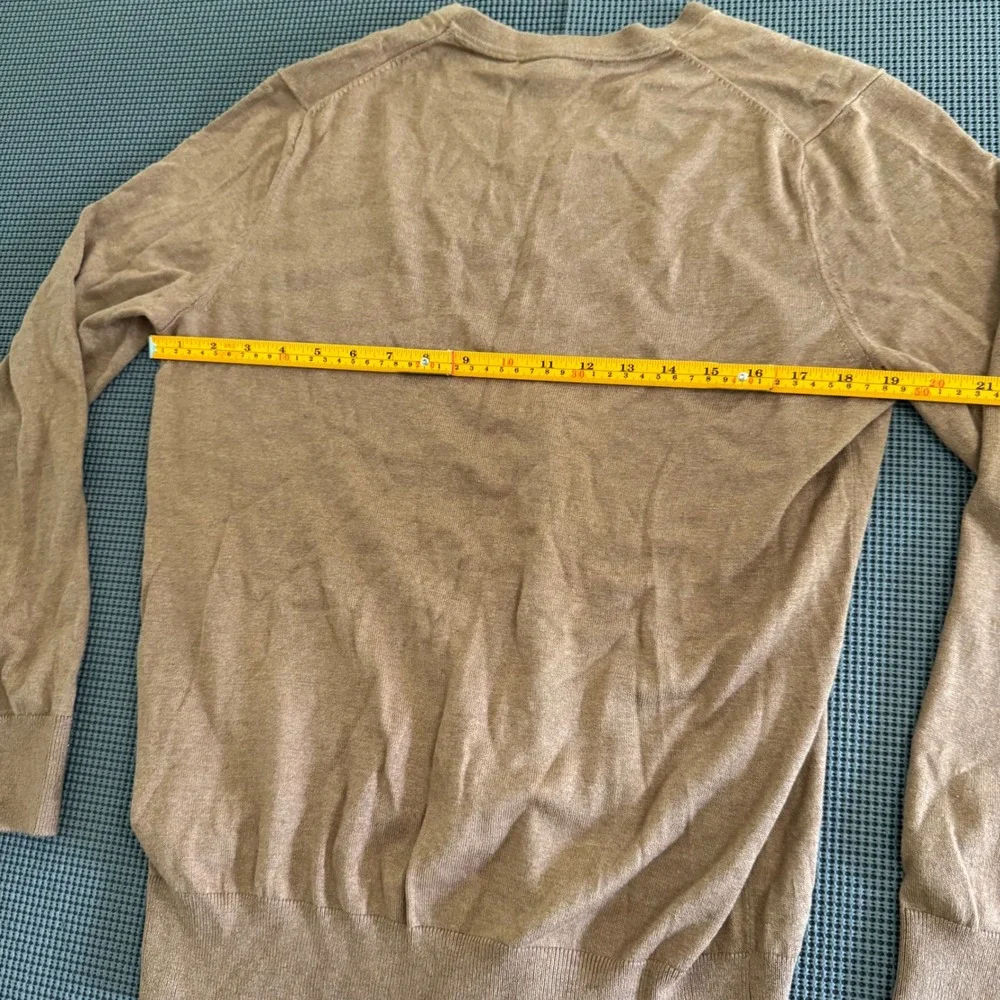Banana Republic Luxury Blend Silk Cotton Cashmere V-Neck Sweater Camel Brown M